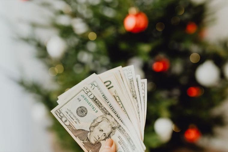 The Christmas Savings Plan: How to Actually Afford December Without the January Debt Hangover
