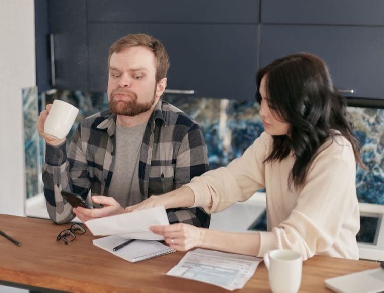 Financial Infidelity: Warning Signs and What to Do About It