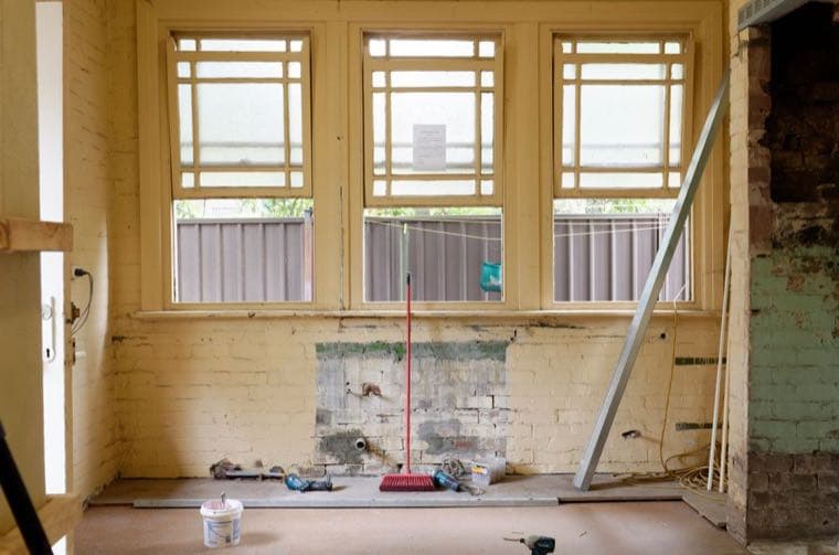 Guarantor Home Loans: How They Work (and the Risks)