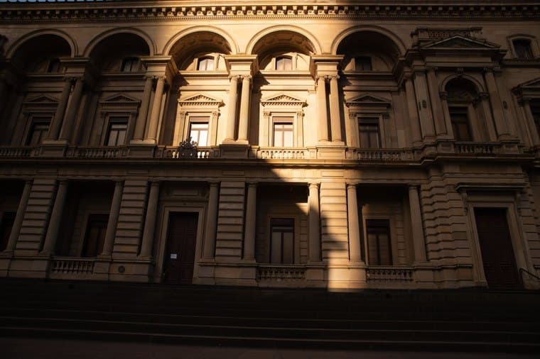 Stately Australian government building, representing government bonds