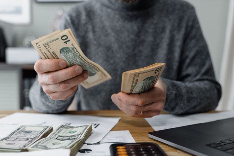 How to Stop Impulse Buying (and Actually Stick to It)
