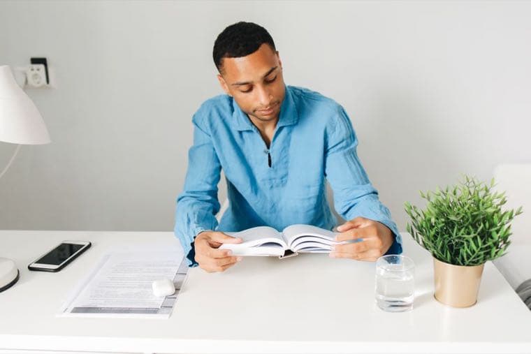 Motivated Money by Peter Thornhill: An Honest Review