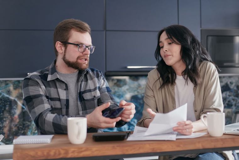 How to Talk About Money With Your Partner (Without a Fight)